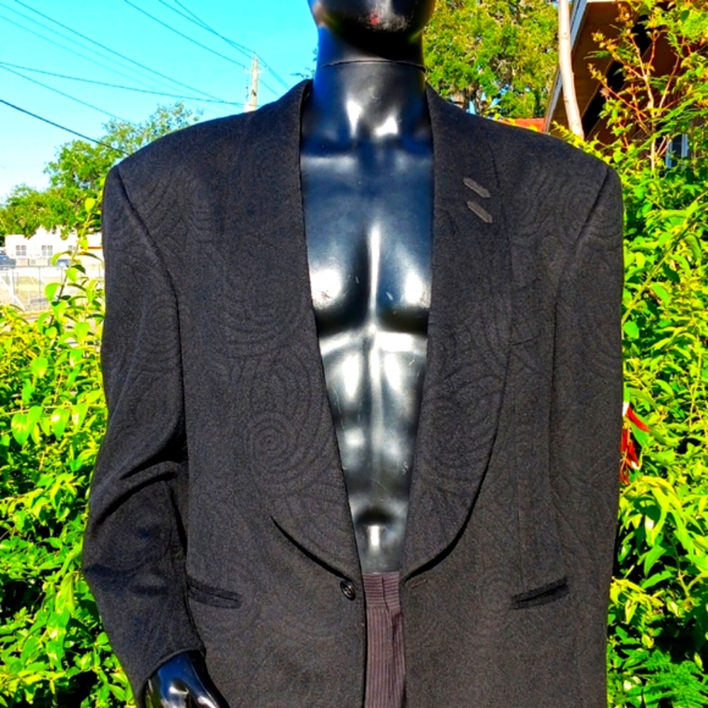 ROYAL CANADIAN MEN'S BLACK  EMBROIDERED PURE LUXURY CASHMERE TUXEDO JACKET (CAN)